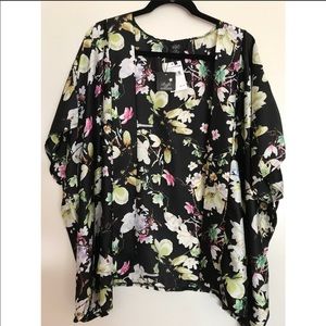 New with tags floral kimono
